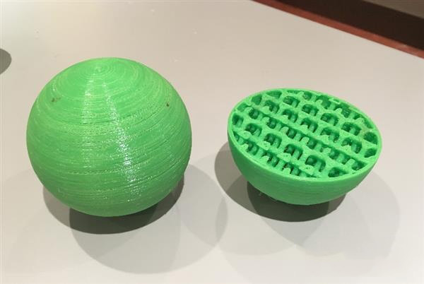 3D打印創(chuàng)客借助柔性3D打印材料打印彈力球