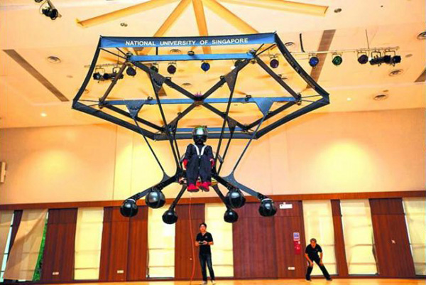 新加坡大學(xué)生借助3D打印開(kāi)發(fā)出單人飛行器