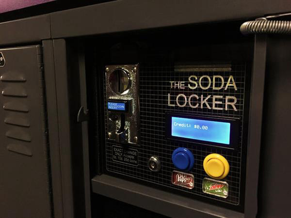 17歲美國創(chuàng)客3D打印自動售貨機Soda Locker，可放入學校儲物柜