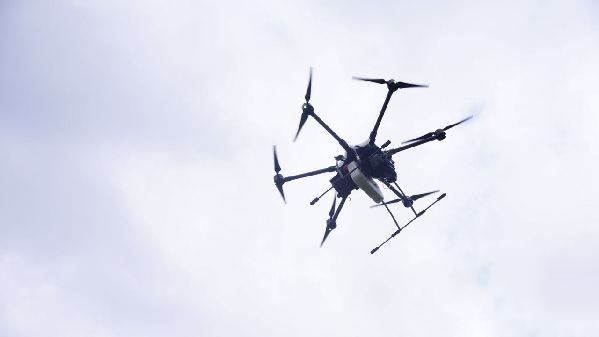 “跨?！睙o人機正式發布 專家：無人機與物流行業融合勢在必行