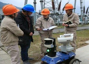 四川藏區(qū)變電站首個智能巡檢機(jī)器人上崗