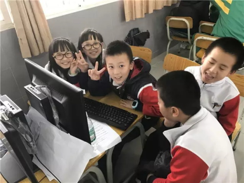 “發現杯”中國青少年編程挑戰活動廣州賽區，近500名編程小達人競技