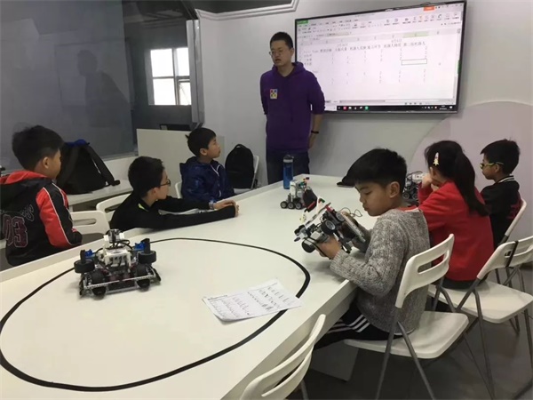 2019 RoboRAVE國際教育機(jī)器人大會(huì)亞洲分會(huì)童程童美專場(chǎng)即將拉開帷幕！