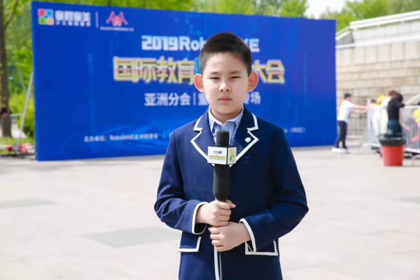 童程童美首位央視小記者，CCTV出鏡啦！