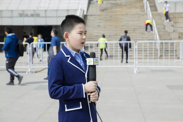 童程童美首位央視小記者，CCTV出鏡啦！