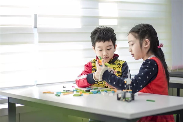 暑假怎么安排？Cool Kids都報名了公益編程課！ 