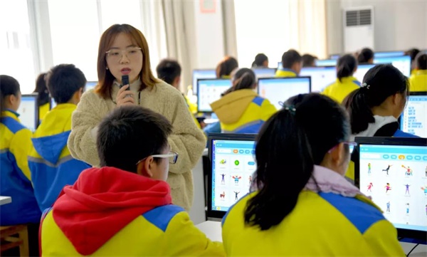 公益助學(xué)，點亮夢想！童程童美用實際行動推動中國少兒編程教育發(fā)展 
